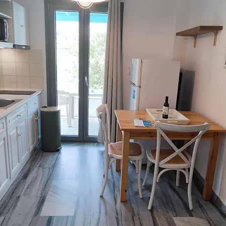 Ragousis Apartment *