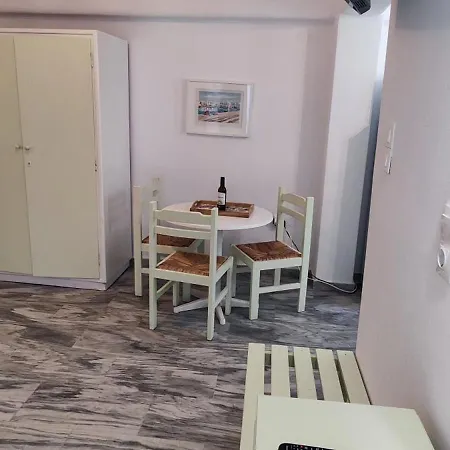 Ragousis Apartment *