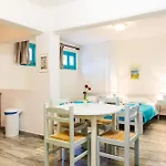 Ragousis Apartment Parikia (Paros)