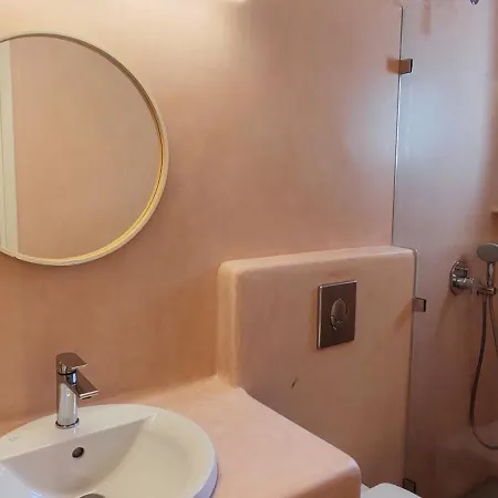 Ragousis 아파트 *