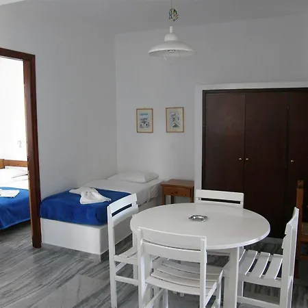 莱谷瑟斯公寓酒店 *