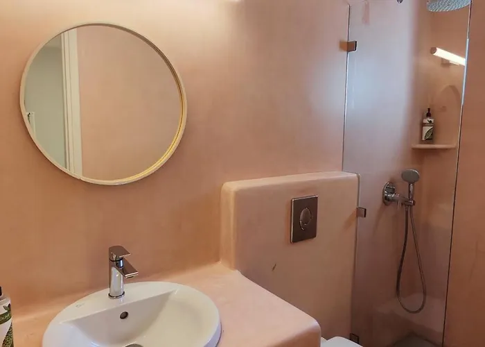 Ragousis Apartment *